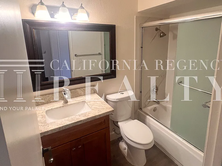 7047 Greenback Ln #A — Photo 11
