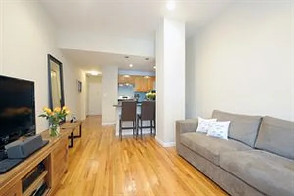 Sold by Douglas Elliman | media 21