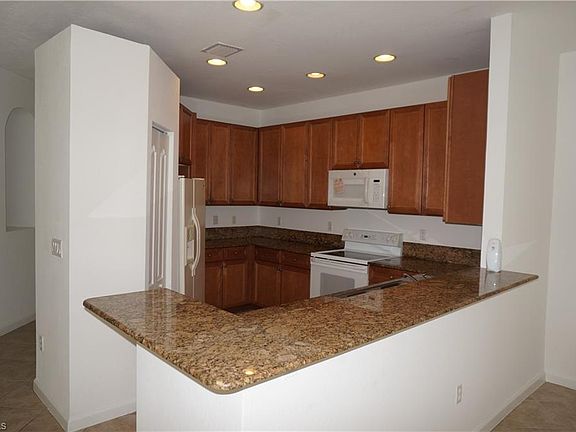 3rd image of 7009 Romana Way APT 1607