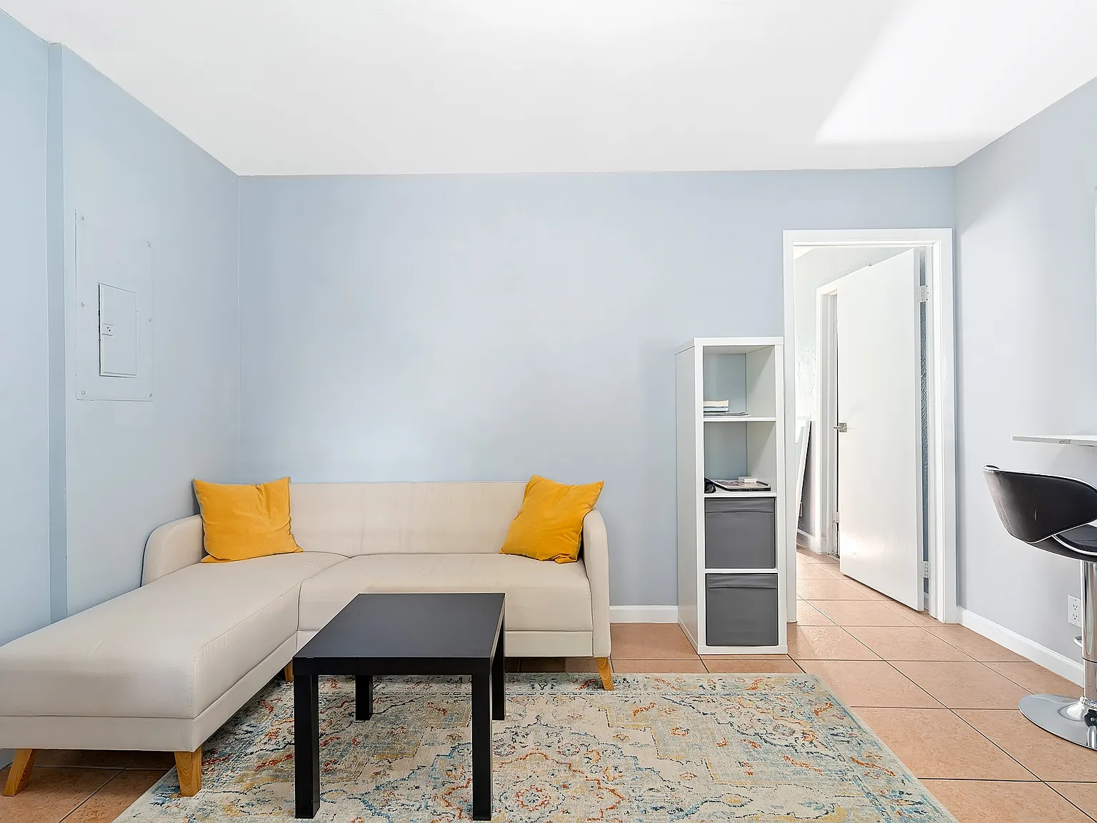 1 bed, 500 sqft, $1,800 — Photo 4