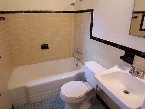 5th image of 301 4th Ave N APT 102