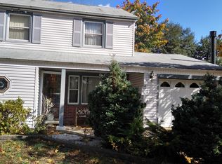 15 Bolton Ln, Willingboro, NJ 08046