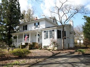 5624 Gaines St, Burke, VA 22015