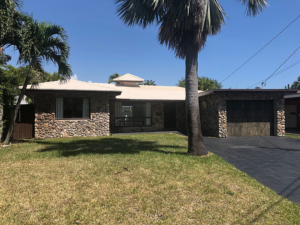 1st image of 271 N Tradewinds Ave