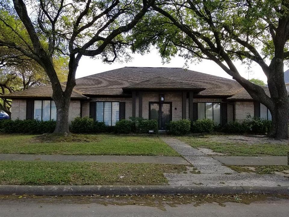 1st image of 4218 Los Verdes Dr