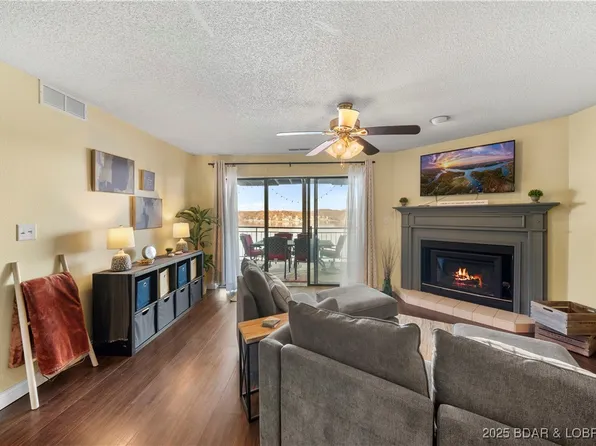 152 Falls Point Dr Unit 2A, Lake Ozark, MO 65049