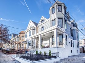 200 Shippen St, Weehawken, NJ