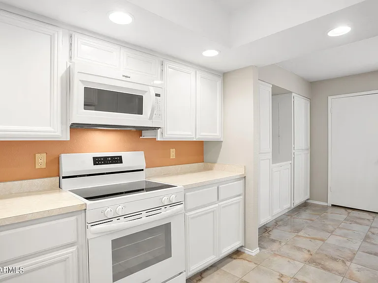7233 N Via De Ln #SIESTA — Photo 12