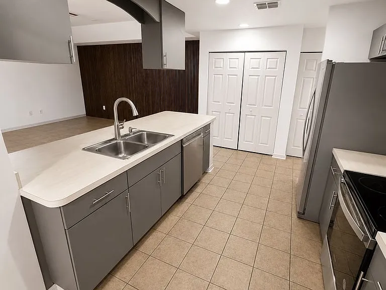 3029 Walnut Ct — Photo 9