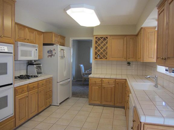 5th image of 940 Juliet Ave