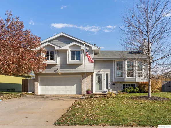10003 S 9th Cir, Bellevue, NE 68123