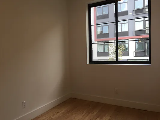 Rented by P Management | media 106