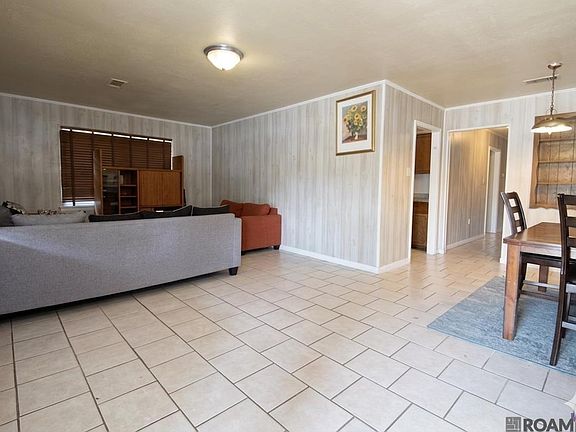 3rd image of 13631-13633 Goodwood Blvd #2