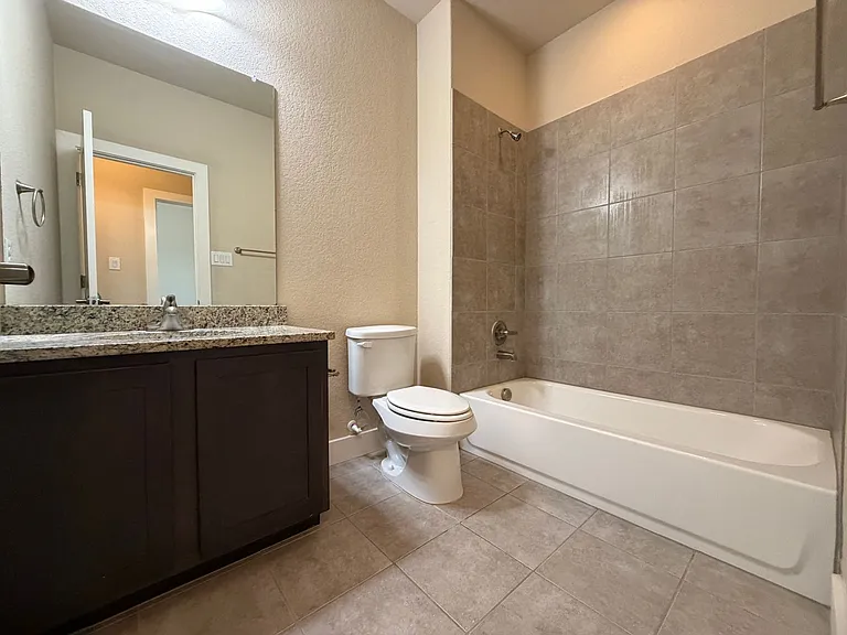 724 Gristmill Dr #19A — Photo 15