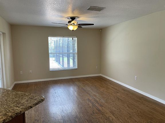 5th image of 4821 Jeanette Ct