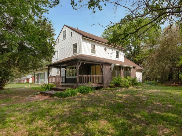 1223 S Ridge Rd, Newton, KS 67114