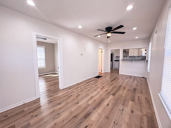 4th image of 611 E Hall St