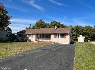 324 Magnolia Rd, Vineland, NJ 08360