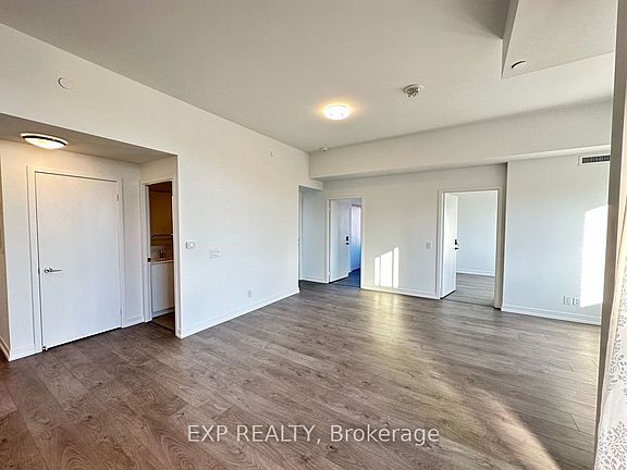 5th image of 270 Dufferin St #404