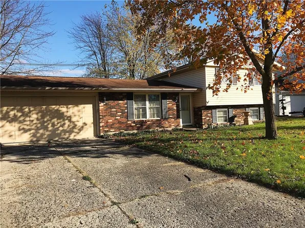 1202 Murray Rd, Wapakoneta, OH 45895