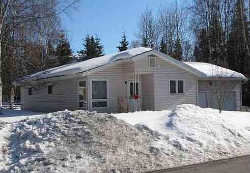 1st image of 595 Donham Dr