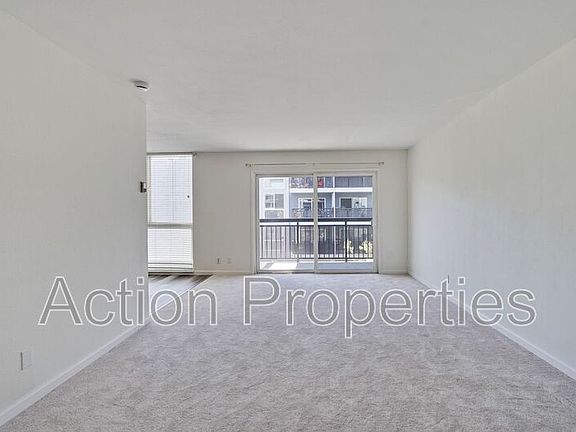 5th image of 181 Del Medio Ave APT 211