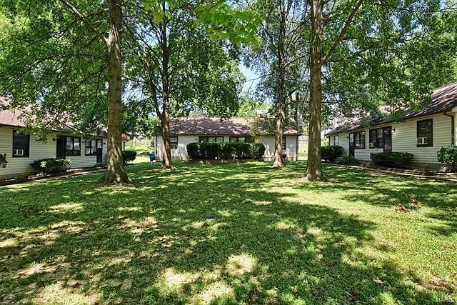 1st image of 7621 Flora Ave #7621