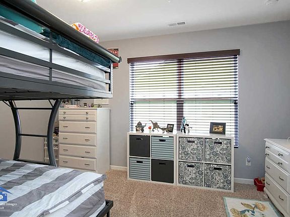 5th image of 10661 Burgess Way