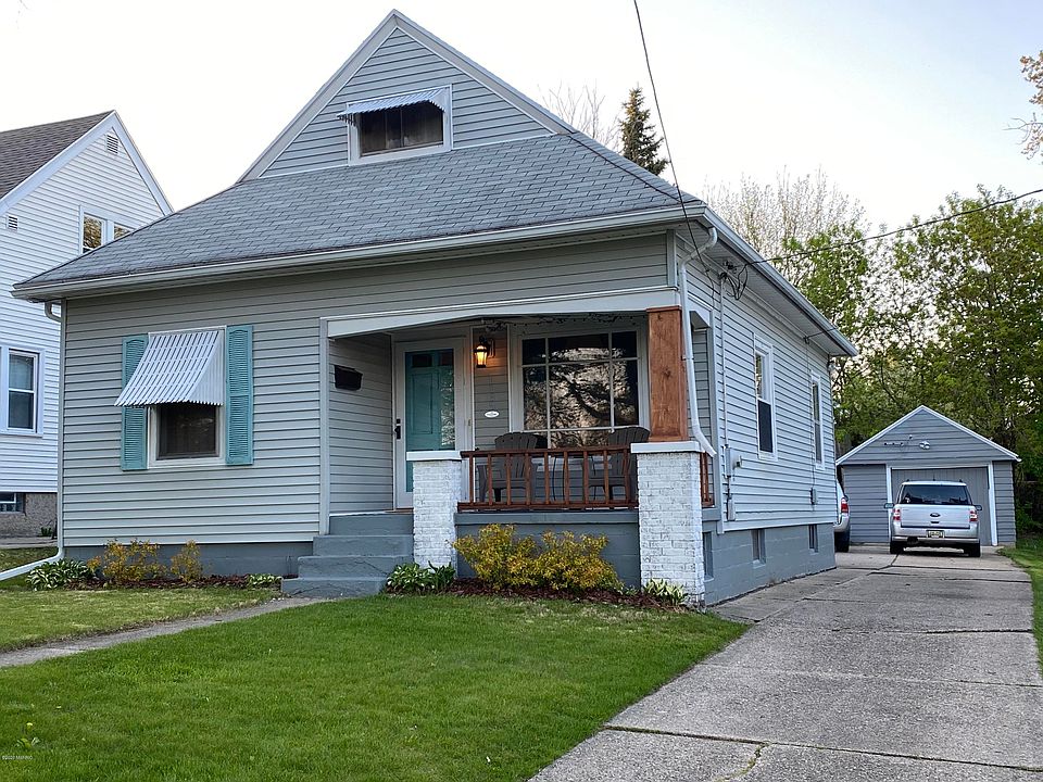 1st image of 1135 Arianna St NW