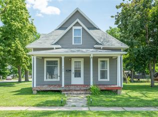 722 4th St, Perry, IA 50220