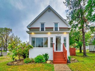 315 34th St NE, Cedar Rapids, IA 52402
