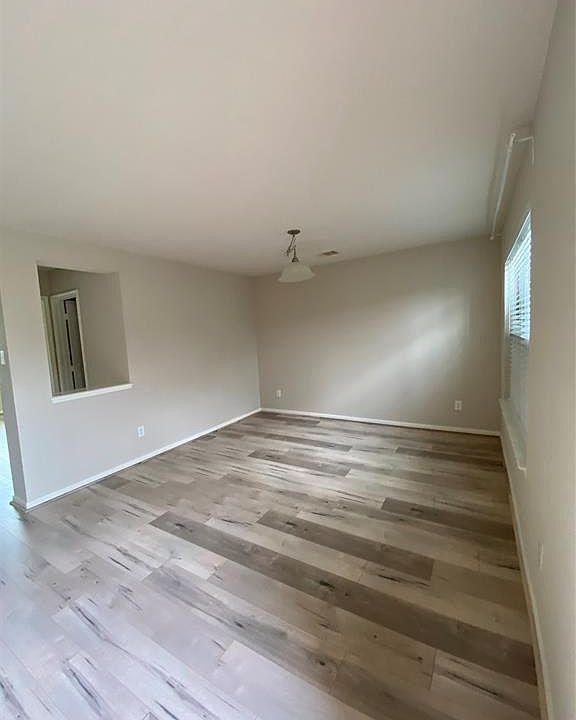 1st image of 2403 Gable Hollow Ln