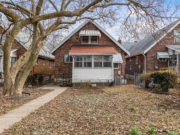 5th image of 2615 Alfred Ave