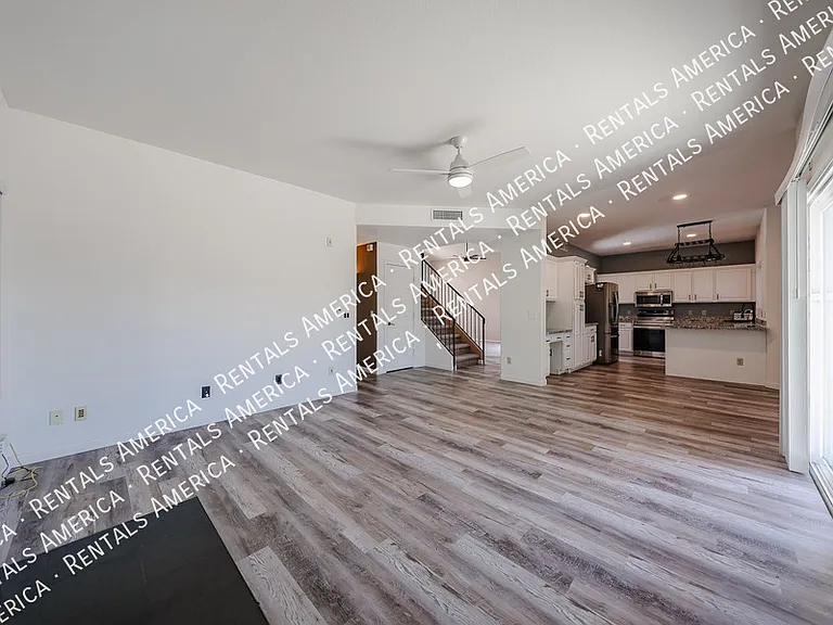 6101 W Whispering Wind Dr — Photo 10