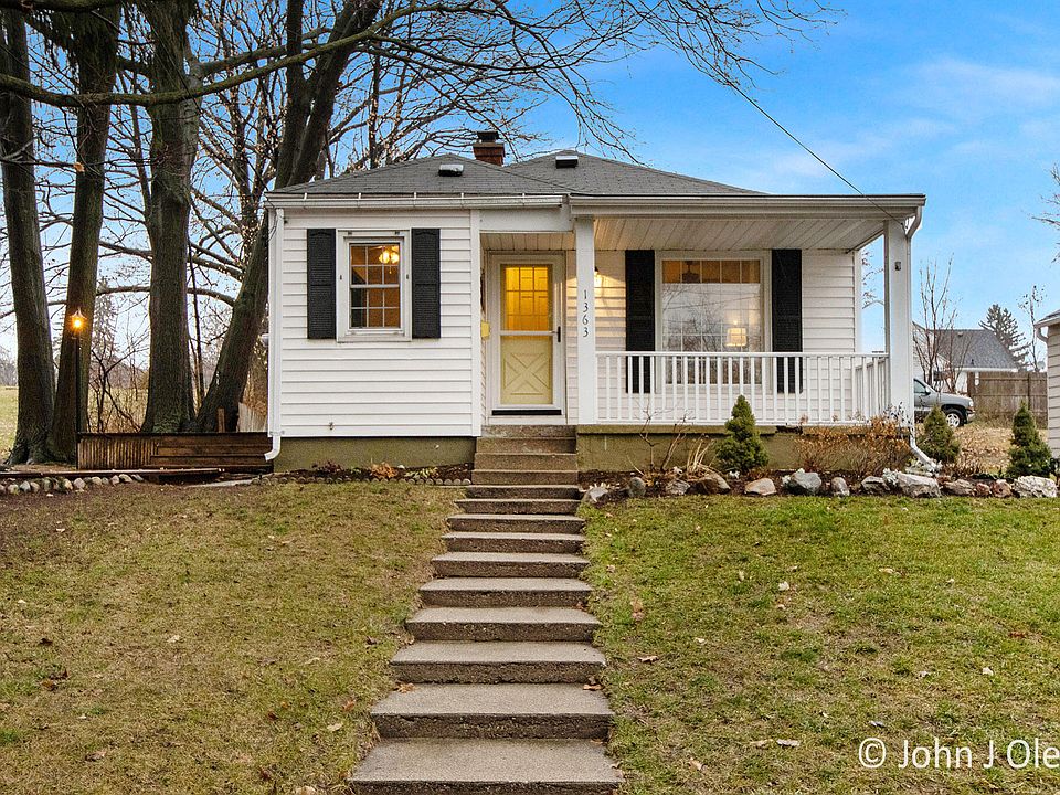 1st image of 1363 Arianna St NW