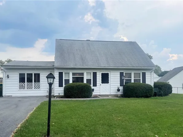 36 Wilden Dr, Easton, PA 18045