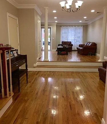 2nd image of 2190 Mackay Ave #21