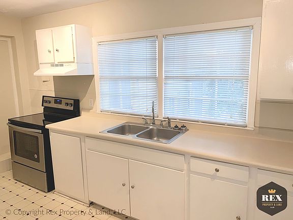 2nd image of 451 Greene St APT 6