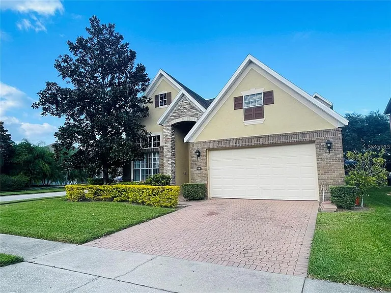 930 Spring Oak Cir — Photo 2