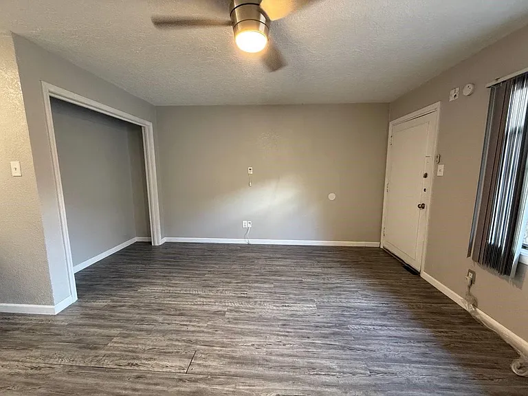2501 Yoakum Blvd #12 — Photo 20