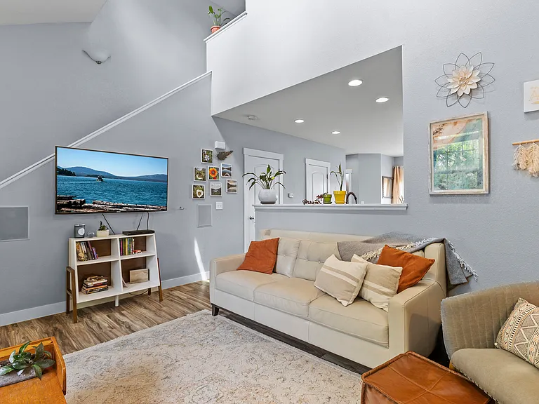 1552 Edenbridge Dr — Photo 15