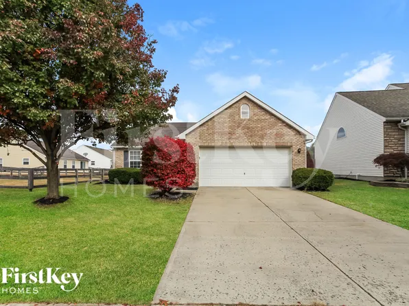 402 Red Tail Pl, Trenton, OH 45067