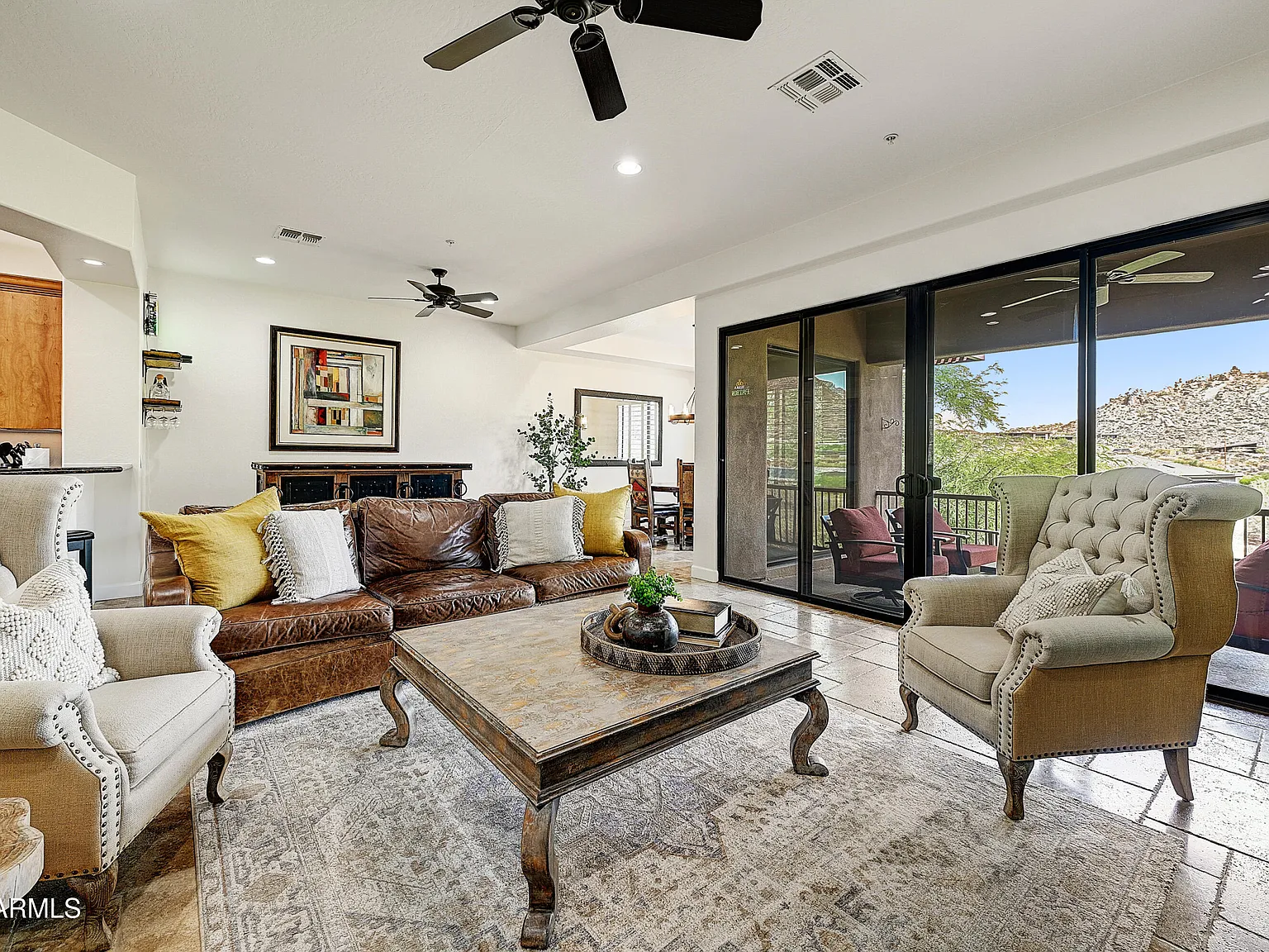3 bed, 3.0 bath, 2369 sqft, $5,000 — Photo 2
