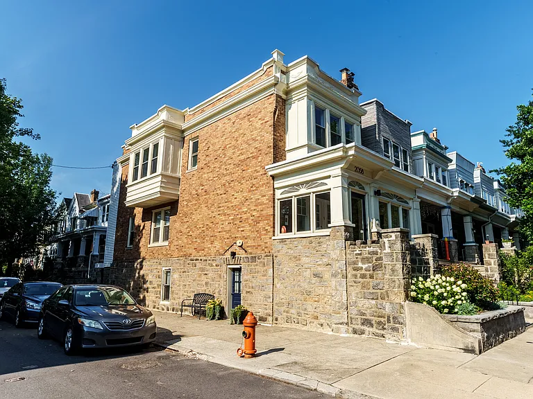 Poplar St — Photo 22