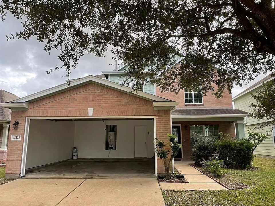 1st image of 18223 Walden Gate Ln