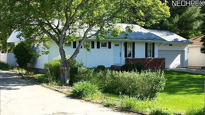 1st image of 4345 Stoneybrook Dr SE