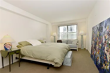 Sold by Siderow Residential Group