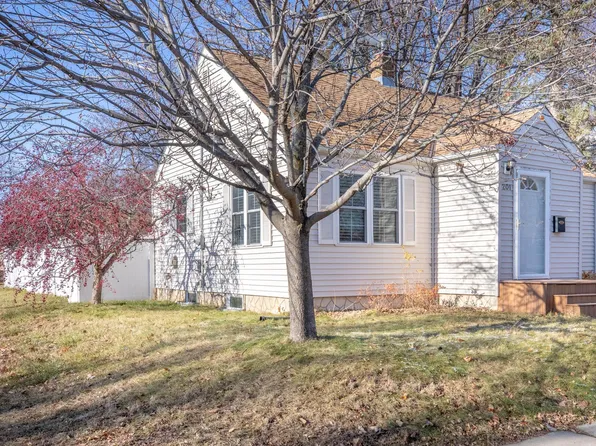 201 28th Ave N, Saint Cloud, MN 56303