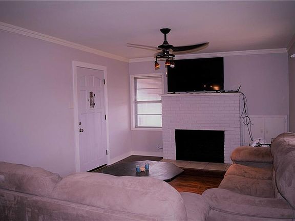 5th image of 416 Fife St
