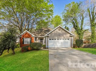 547 Horseshoe Cir, Stockbridge, GA 30281